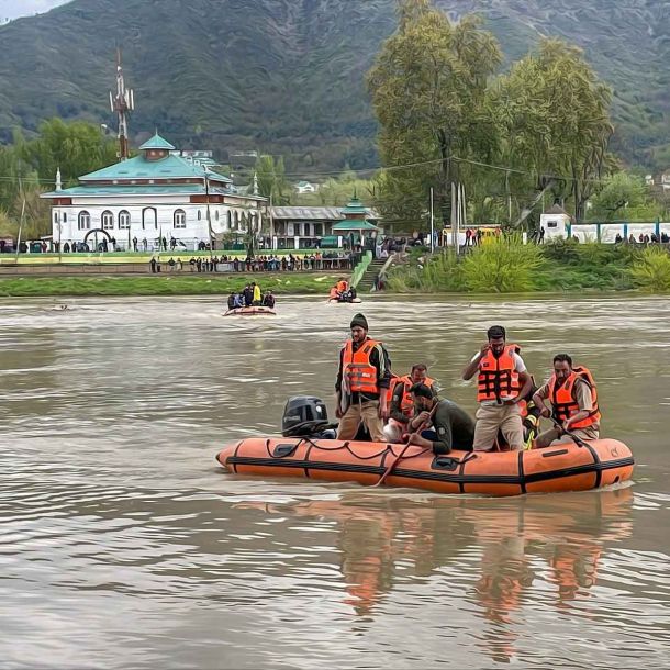 Srinagar: 4 Dead After Boat Carrying School Kids Capsizes In Jhelum River In Gandbal Nowgam; Rescue Op On