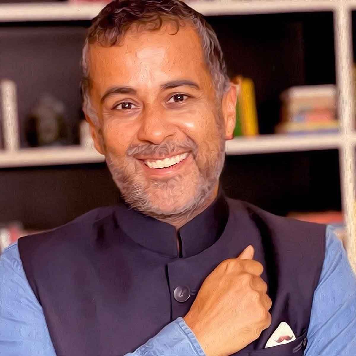 Chetan Bhagat gives bizarre ‘Mosples’ suggestion