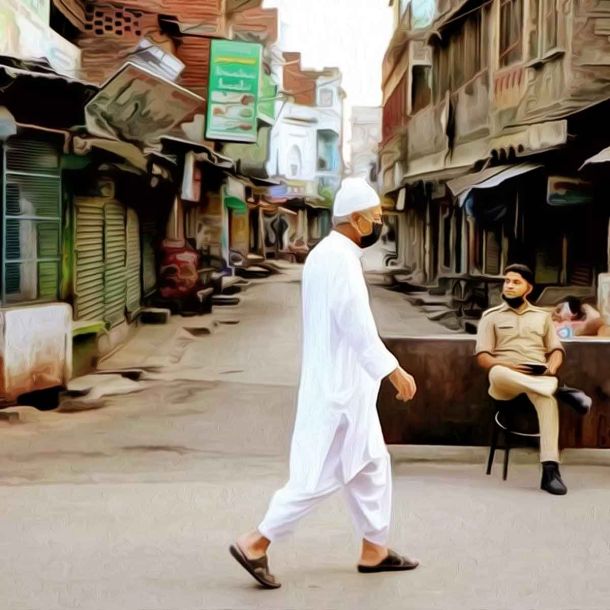 Yogi govt disallows Namaz on roads of Uttar Pradesh on Alvida Jum