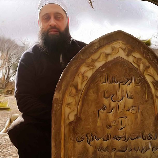 Pakistan: Unidentified men dig up the grave of a teenage woman and rape her corpse