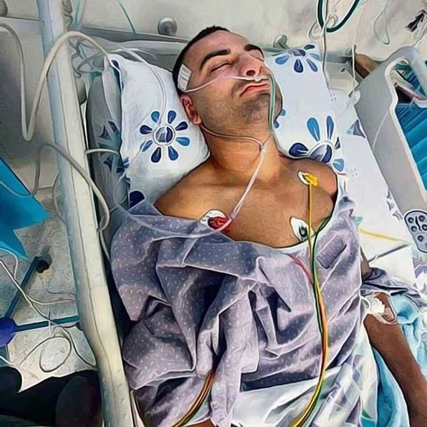 Violent Anti-Israeli Attack in Greece Stopped by a Cross